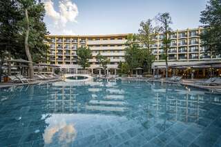 Отель HVD Club Bor - 24 Hours Ultra All Inclusive Солнечный Берег-0