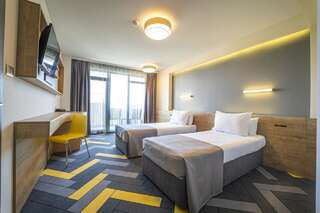 Отель HVD Club Bor - 24 Hours Ultra All Inclusive Солнечный Берег Twin Room with Balcony (2 Adults + 1 Child) - Free Minibar &amp; Parking-2