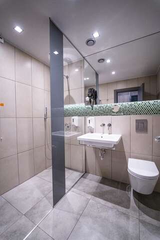 Отель HVD Club Bor - 24 Hours Ultra All Inclusive Солнечный Берег Twin Room with Balcony (2 Adults + 1 Child) - Free Minibar &amp; Parking-3